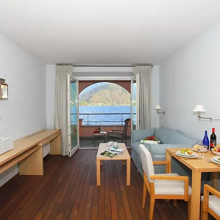 Sleeps 2 Pool *